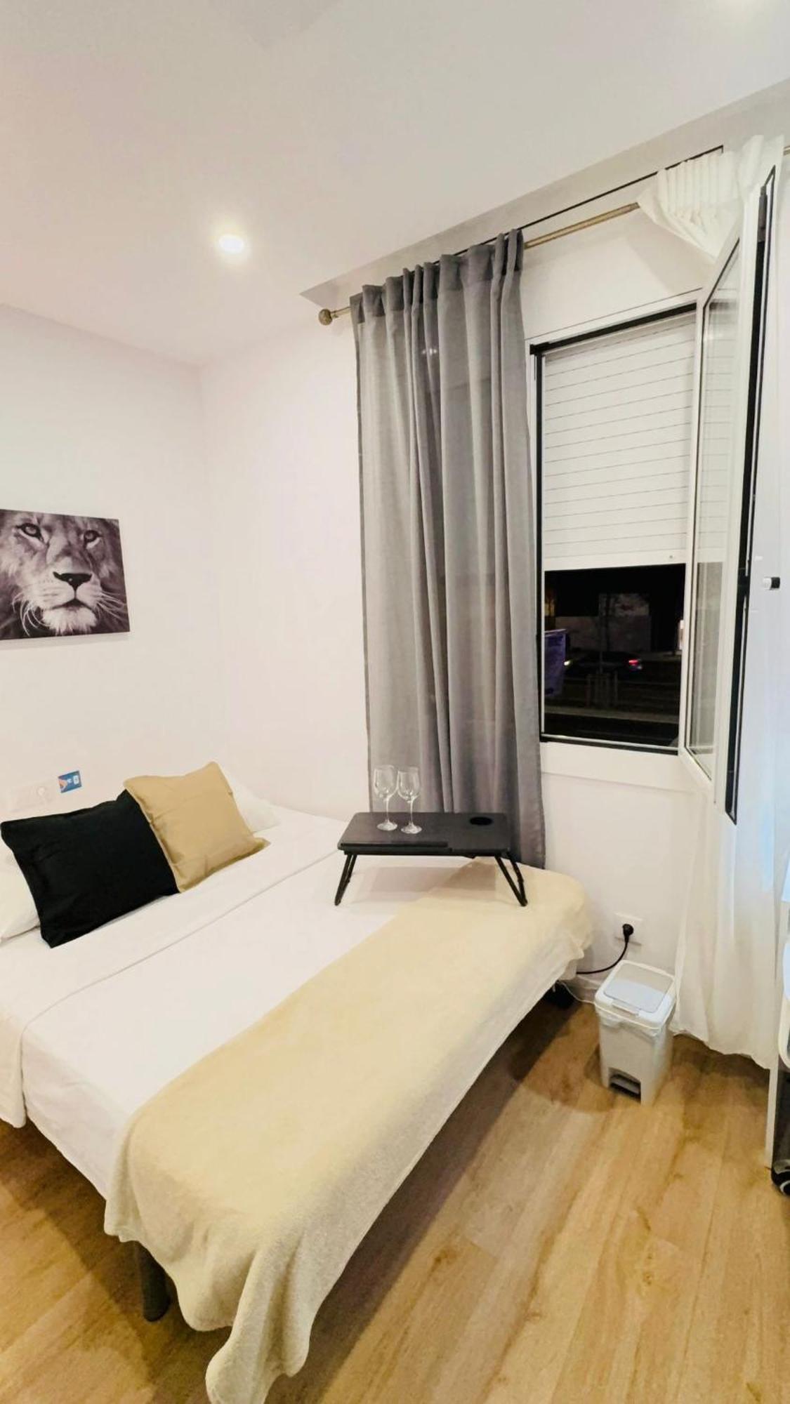 Habitaciones En Barcelona Luaran gambar