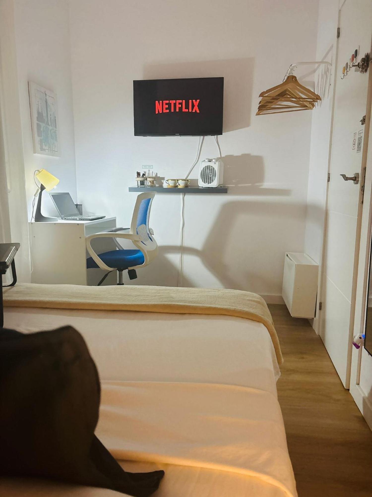 Habitaciones En Barcelona Luaran gambar